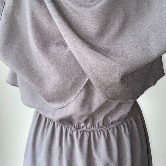 Double Zero Layered Open Shoulder Short Dress with‎ Back Design - Picture 8 of 10